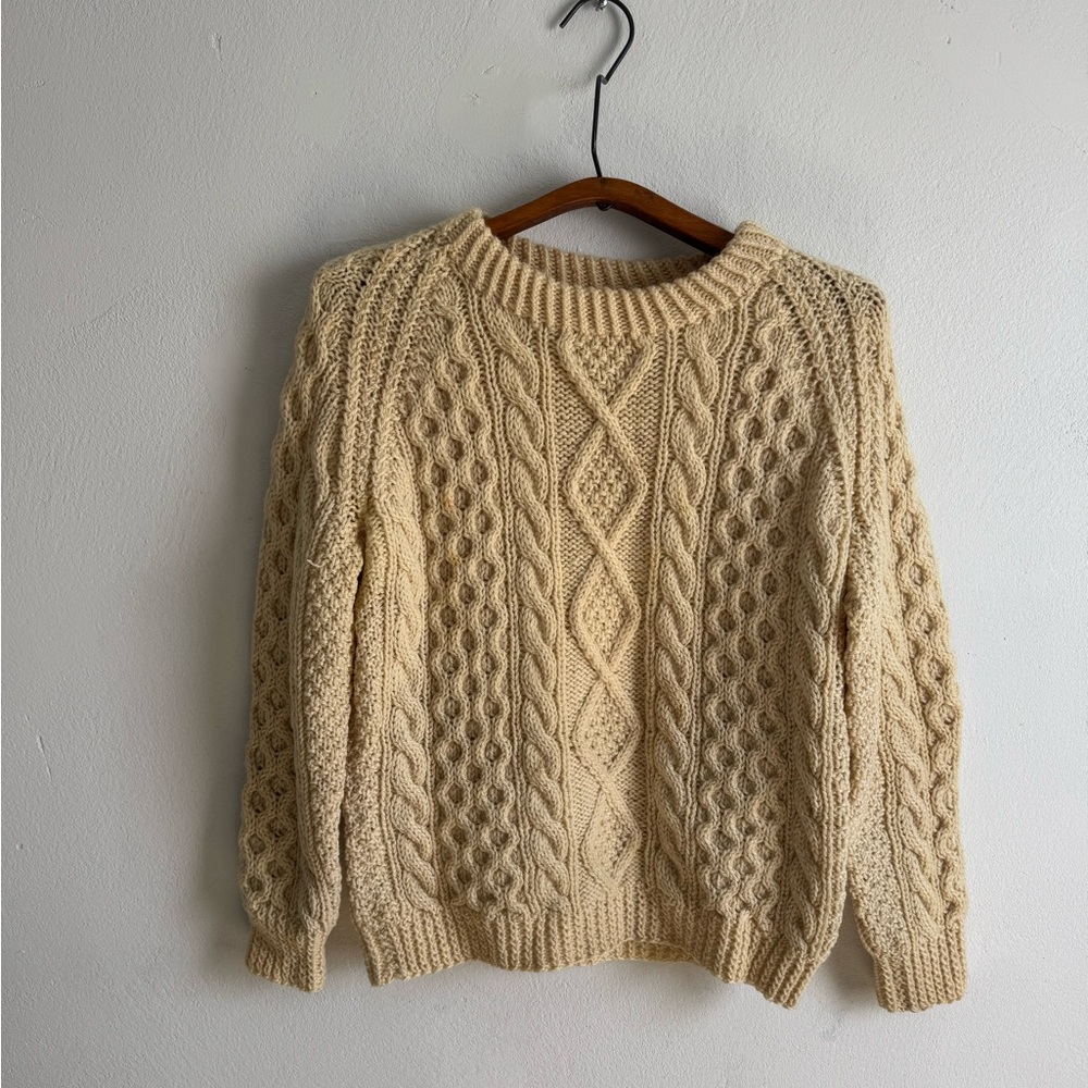 Genuine Pure Virgin Wool Cable Knit Sweater Made in Ireland Men’s M